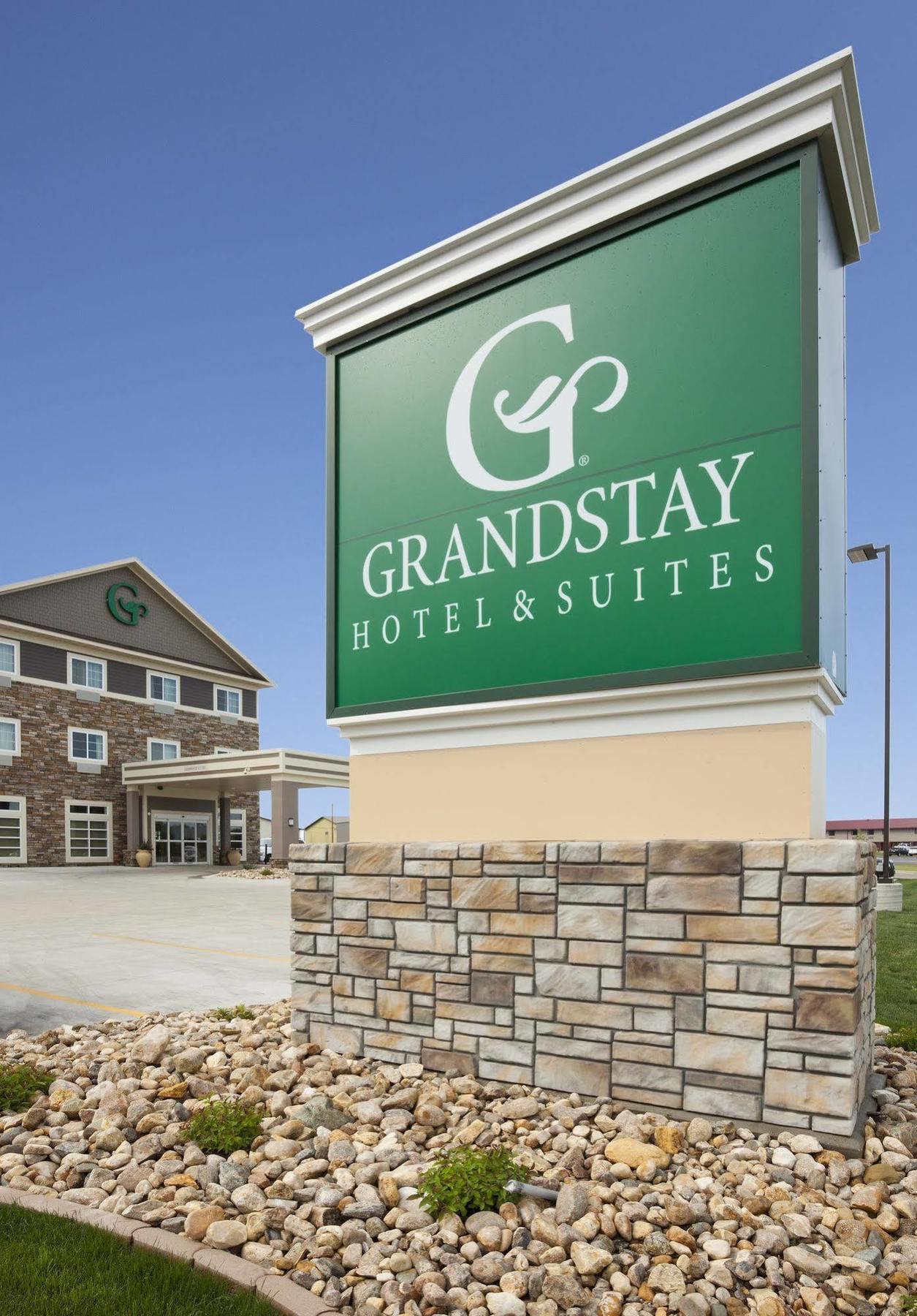 Grandstay Hotel & Suites Valley City Eksteriør bilde