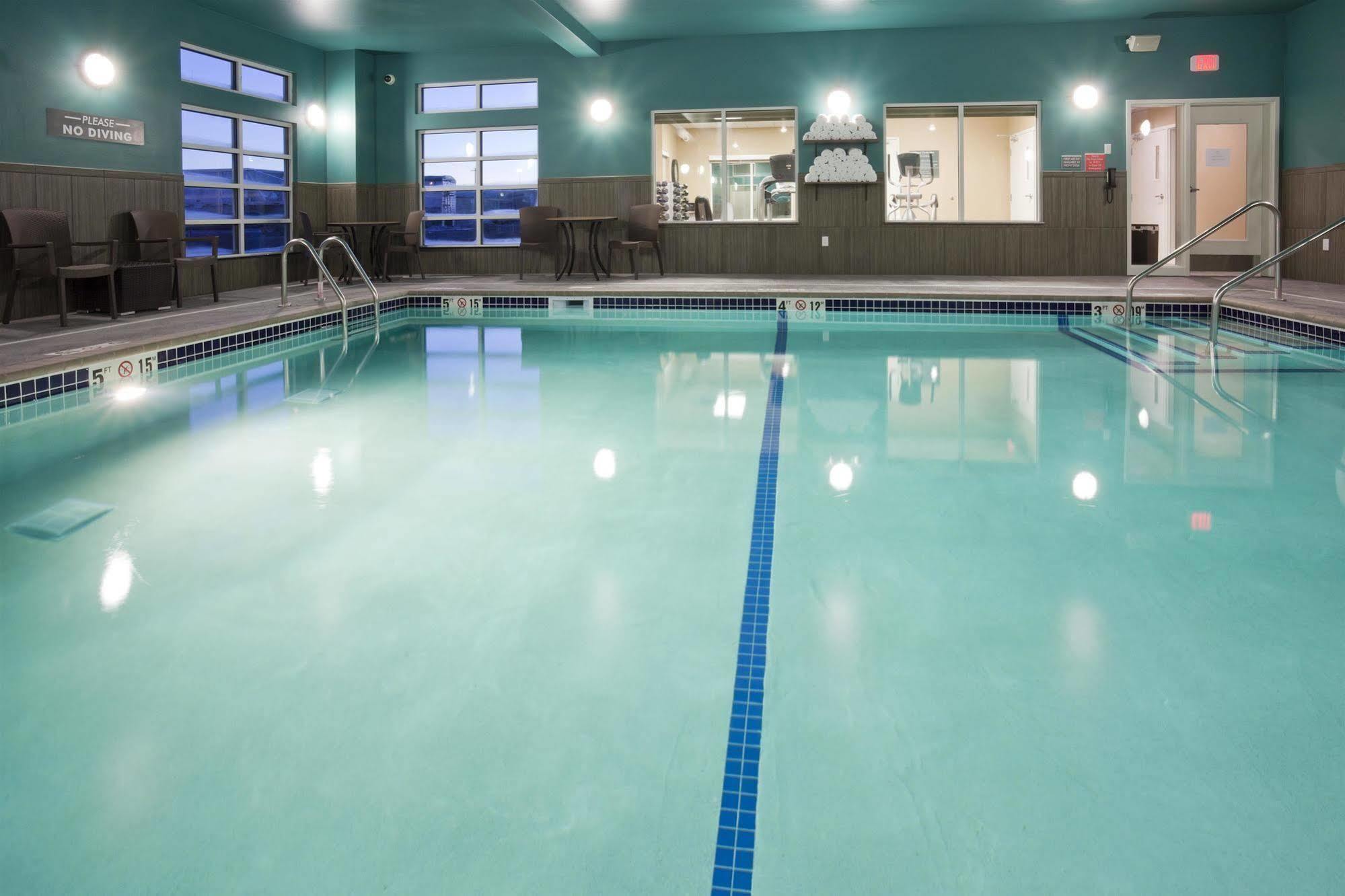 Grandstay Hotel & Suites Valley City Eksteriør bilde